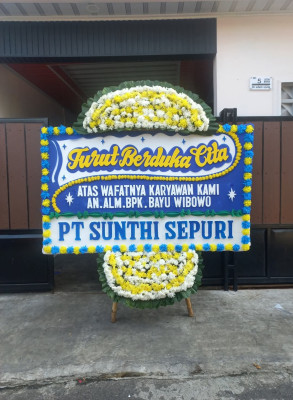 Papan Bunga Duka di Telukjambe Barat